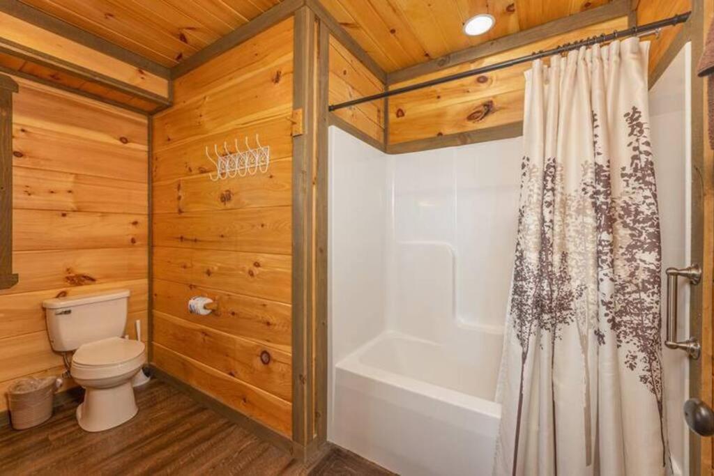 The Appalachian - Your Pigeon Forge Dream Cabin Сивиървил Екстериор снимка
